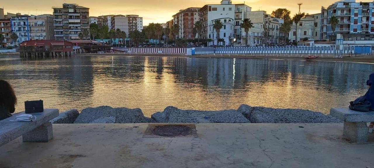 B&B I Viaggi Di Edo Crotone Exterior foto